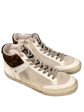 Ross & Snow 9 High Top Women’s Sneakers Distressed Leather White Animal Print